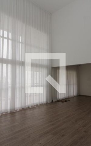 Apartamento para alugar com 238m², 4 quartos e 4 vagassala