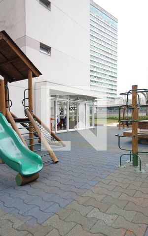 Apartamento para alugar com 238m², 4 quartos e 4 vagasÁrea comum - Playground