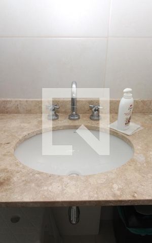 Apartamento para alugar com 238m², 4 quartos e 4 vagasBanheiro suíte 4