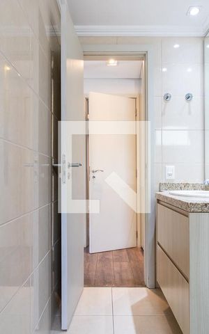 Apartamento para alugar com 100m², 2 quartos e 2 vagas Apartamento para alugar com 100m², 2 quartos e 2 vagasBanheiro da Suíte