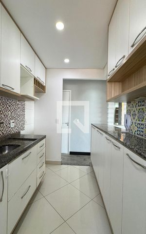 Apartamento à venda com 80m², 3 quartos e 2 vagasCozinha