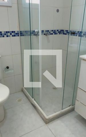Apartamento à venda com 80m², 3 quartos e 2 vagas Apartamento à venda com 80m², 3 quartos e 2 vagasBanheiro da Suíte 1