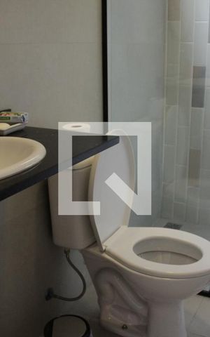 Casa de condomínio à venda com 130m², 2 quartos e 2 vagasBanheiro da Suíte 2