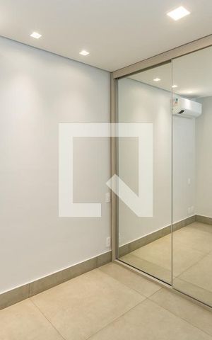Apartamento para alugar com 120m², 2 quartos e 2 vagas Apartamento para alugar com 120m², 2 quartos e 2 vagasSuíte