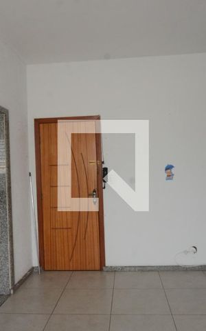 Apartamento para alugar com 45m², 2 quartos e sem vagaSala