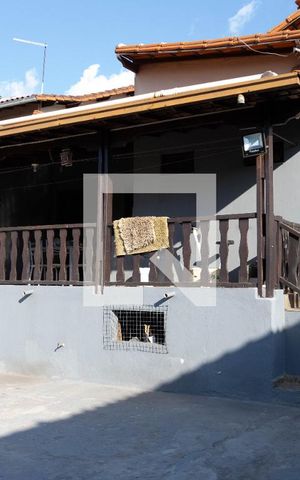 Casa à venda com 435m², 4 quartos e 3 vagas Casa à venda com 435m², 4 quartos e 3 vagasQuintal