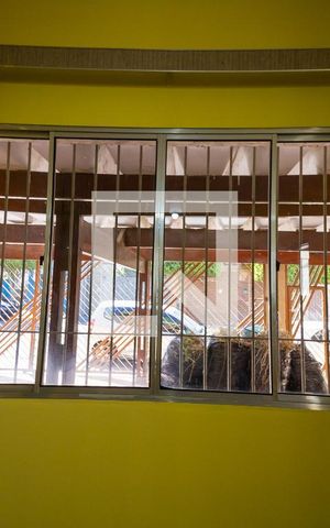Casa para alugar com 335m², 4 quartos e 3 vagas Casa para alugar com 335m², 4 quartos e 3 vagasSala