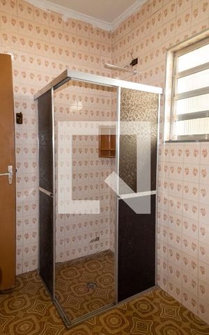 Casa para alugar com 335m², 4 quartos e 3 vagas Casa para alugar com 335m², 4 quartos e 3 vagasBanheiro