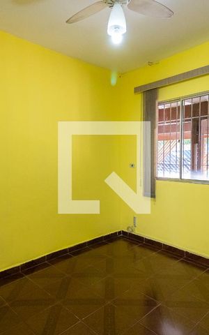 Casa para alugar com 335m², 4 quartos e 3 vagas Casa para alugar com 335m², 4 quartos e 3 vagasSala