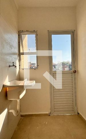 Apartamento à venda com 49m², 2 quartos e sem vaga Apartamento à venda com 49m², 2 quartos e sem vagaLavanderia