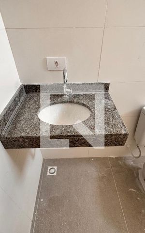 Apartamento à venda com 49m², 2 quartos e sem vaga Apartamento à venda com 49m², 2 quartos e sem vagaBanheiro da Suíte