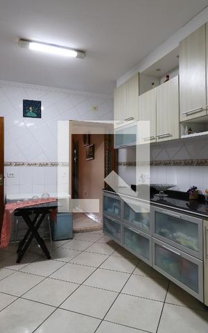 Casa à venda com 142m², 3 quartos e 2 vagasCozinha