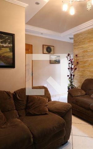 Casa à venda com 142m², 3 quartos e 2 vagasSala
