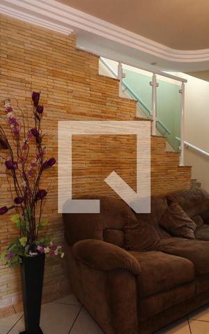 Casa à venda com 142m², 3 quartos e 2 vagasSala