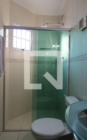 Casa à venda com 142m², 3 quartos e 2 vagasBanheiro da Suíte