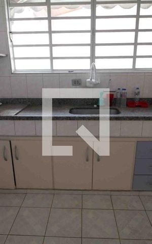 Casa para alugar com 343m², 5 quartos e 8 vagasCozinha
