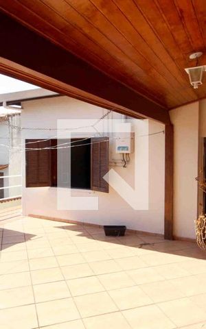 Casa para alugar com 343m², 5 quartos e 8 vagasÁrea gourmet