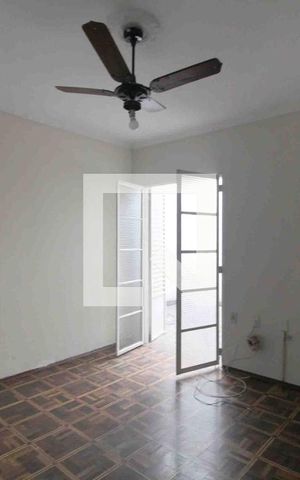 Casa para alugar com 343m², 5 quartos e 8 vagasSuíte 2