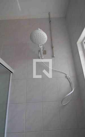 Casa para alugar com 343m², 5 quartos e 8 vagasBanheiro da Suíte