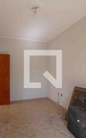 Casa para alugar com 343m², 5 quartos e 8 vagasEdícula