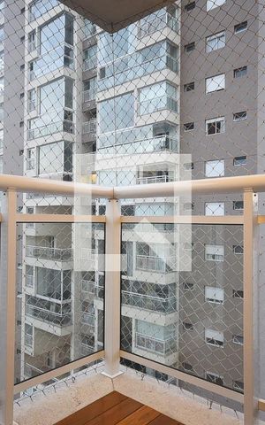 Apartamento à venda com 138m², 3 quartos e 2 vagas Apartamento à venda com 138m², 3 quartos e 2 vagasVaranda da Suíte 2