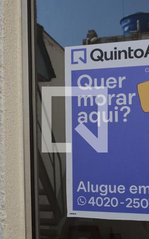 Casa à venda com 70m², 2 quartos e sem vagaPlaquinha