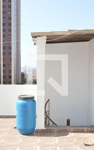 Casa à venda com 80m², 2 quartos e sem vagaÁrea superior