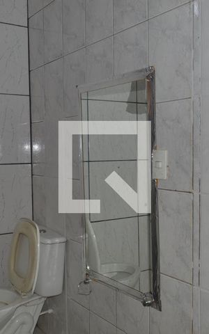 Casa à venda com 80m², 2 quartos e sem vagaBanheiro da Suite