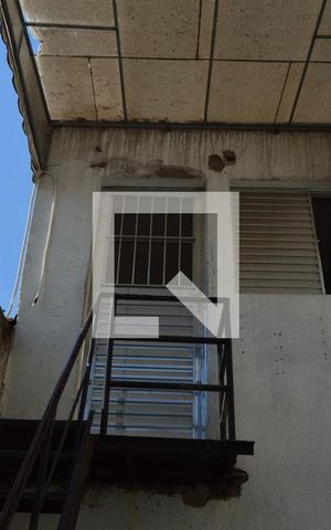 Casa à venda com 80m², 2 quartos e sem vagaFachada