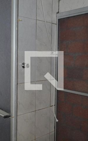 Casa à venda com 80m², 2 quartos e sem vagaBanheiro da Suite