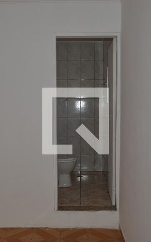 Casa à venda com 80m², 2 quartos e sem vagaSala