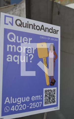 Casa à venda com 80m², 2 quartos e sem vagaPlaquinha