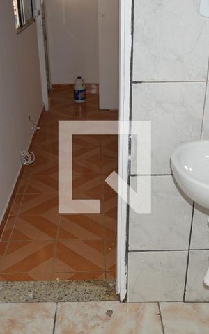 Casa à venda com 80m², 2 quartos e sem vagaBanheiro