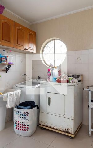 Casa à venda com 200m², 5 quartos e 2 vagasÁrea de Serviço