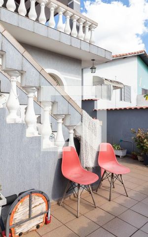 Casa à venda com 200m², 5 quartos e 2 vagasQuintal dos Fundos