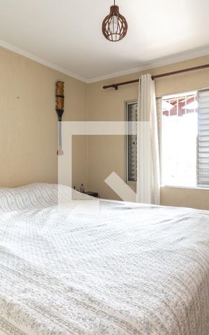 Casa à venda com 200m², 5 quartos e 2 vagasQuarto 3