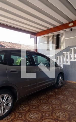 Casa à venda com 200m², 5 quartos e 2 vagasGaragem