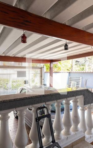 Casa à venda com 200m², 5 quartos e 2 vagasEntrada do Quarto 2