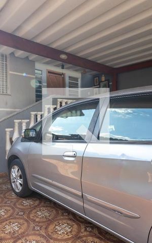 Casa à venda com 200m², 5 quartos e 2 vagasGaragem