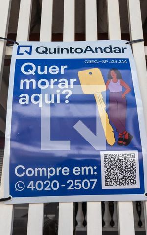 Casa à venda com 200m², 5 quartos e 2 vagasFachada