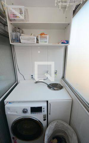 Apartamento para alugar com 60m², 2 quartos e 1 vagaÁrea de Serviço
