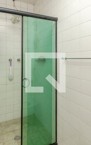 Casa para alugar com 380m², 3 quartos e 8 vagas Casa para alugar com 380m², 3 quartos e 8 vagasBanheiro