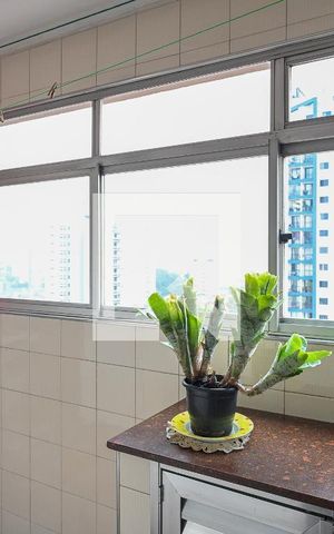 Apartamento à venda com 80m², 2 quartos e 1 vaga Apartamento à venda com 80m², 2 quartos e 1 vagaÁrea de Serviço