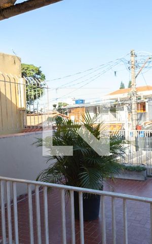Casa à venda com 160m², 3 quartos e 3 vagas Casa à venda com 160m², 3 quartos e 3 vagasQuintal