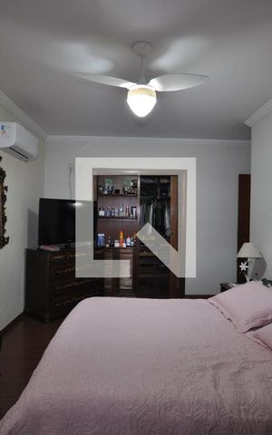 Casa para alugar com 320m², 3 quartos e 5 vagasSuíte 1