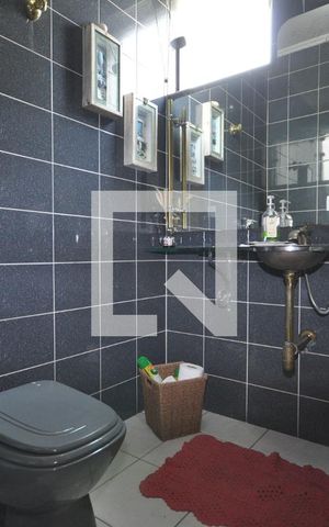 Casa para alugar com 320m², 3 quartos e 5 vagasLavabo
