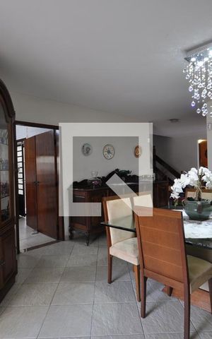 Casa para alugar com 320m², 3 quartos e 5 vagasSala de Jantar