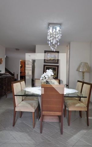 Casa para alugar com 320m², 3 quartos e 5 vagasSala de Jantar