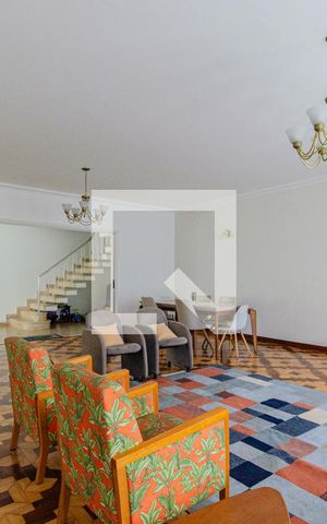 Casa à venda com 280m², 3 quartos e 4 vagas Casa à venda com 280m², 3 quartos e 4 vagasSala 1