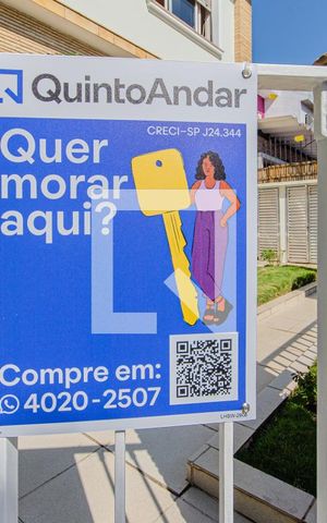 Casa à venda com 280m², 3 quartos e 4 vagas Casa à venda com 280m², 3 quartos e 4 vagasPlaquinha